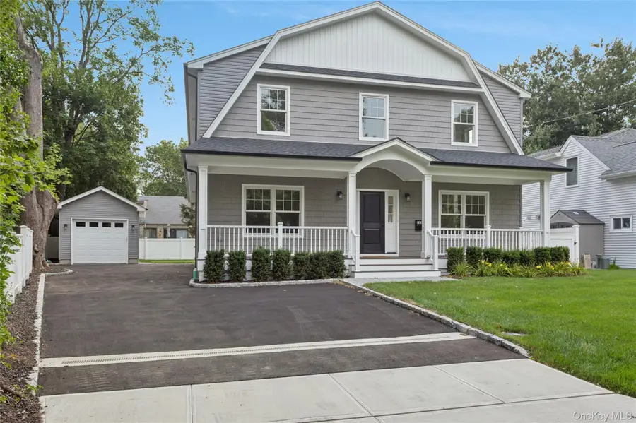 111 Fairfield Avenue, Port Washington, NY 11050 - Image #2