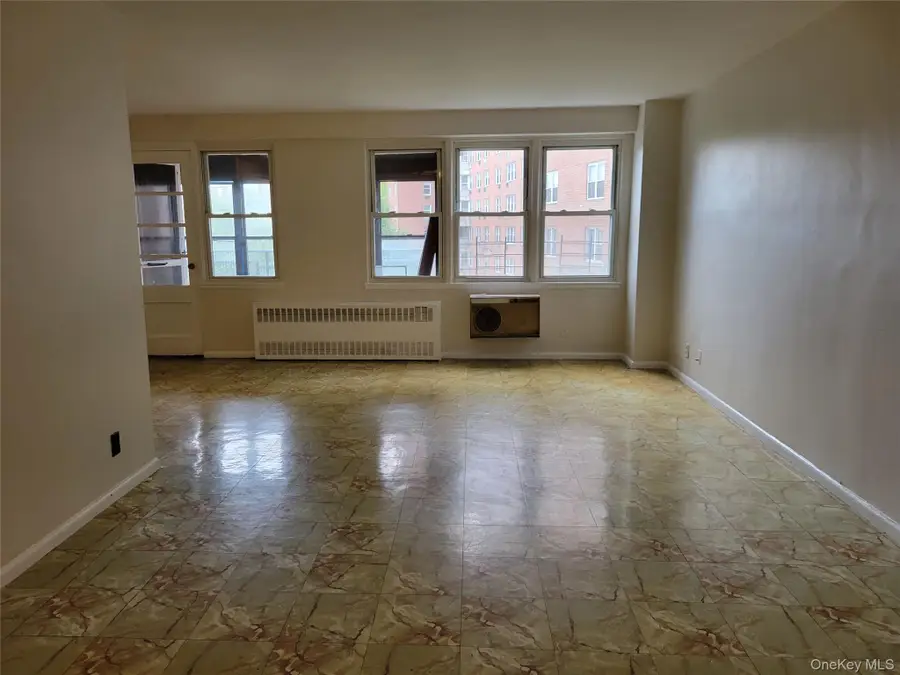 138-10 Franklin Avenue #5H, Flushing, NY 11355 - Image #2