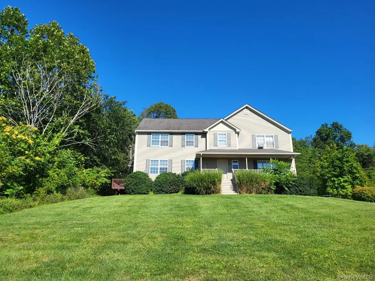 7 Bel Air Drive, Wallkill, NY 12589 - Image #1