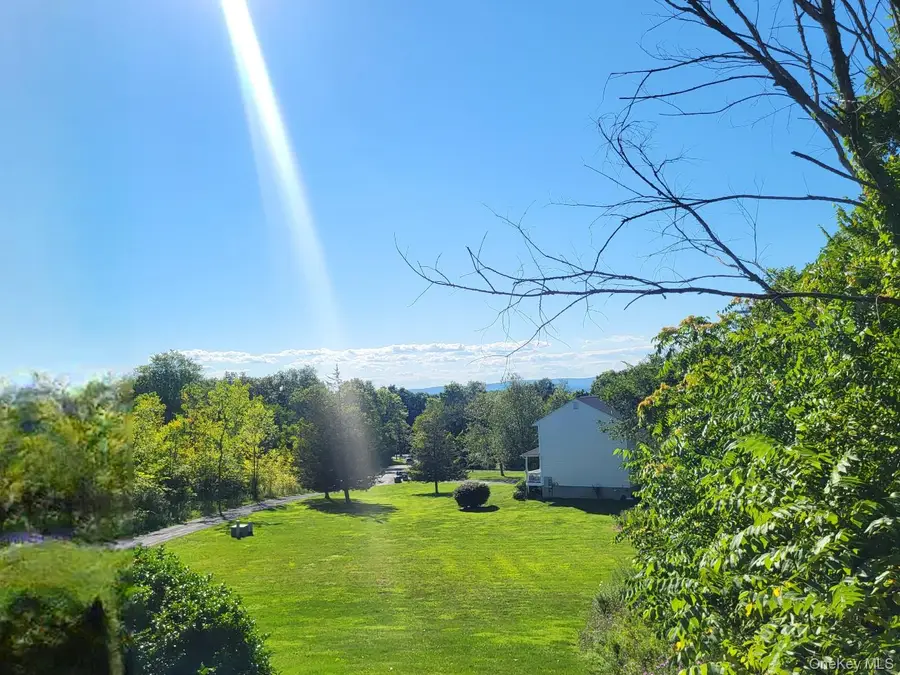 7 Bel Air Drive, Wallkill, NY 12589 - Image #2