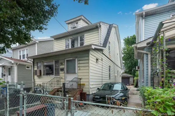 15824 75th Road, Flushing, NY 11366