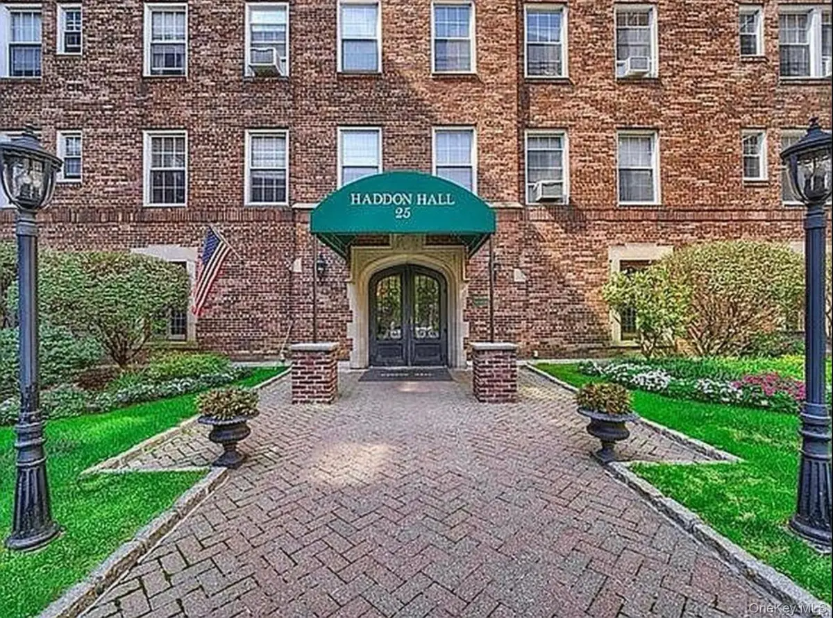 25 Parkview Avenue #6L, Bronxville, NY 10708 - Image #1