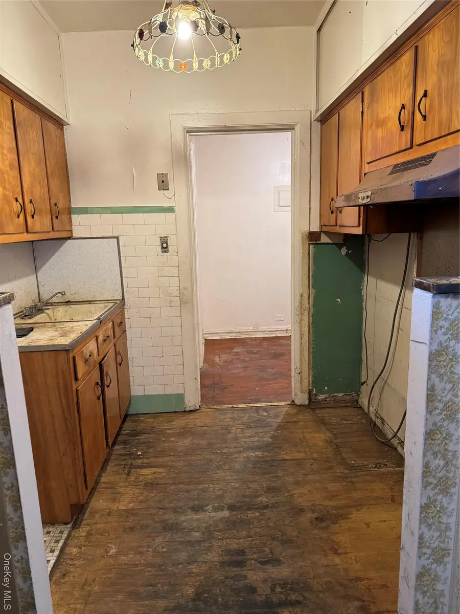2925 Matthews Avenue #4C, Bronx, NY 10467 - Image #2