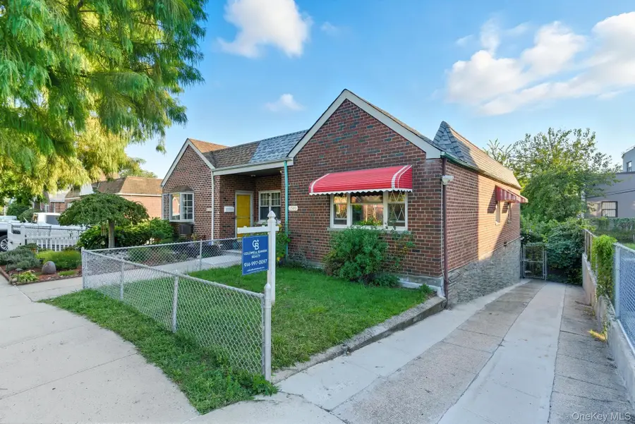 1049 Huntington Avenue, Bronx, NY 10465 - Image #2