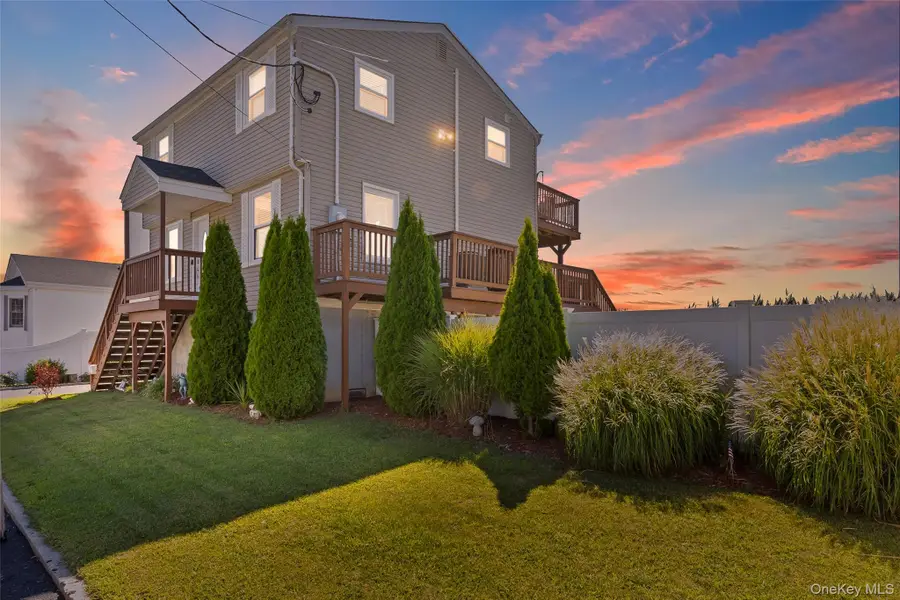 853 S Bay Street, Lindenhurst, NY 11757 - Image #2