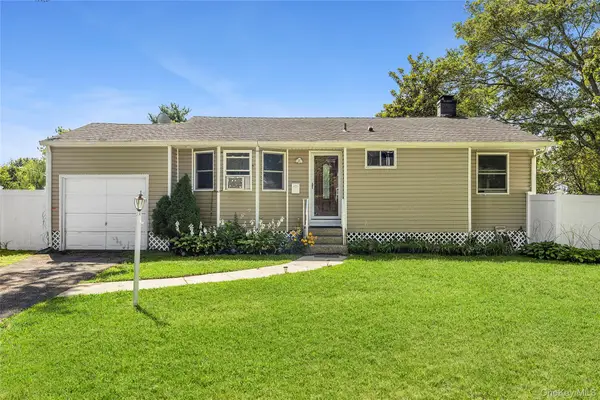 1600 Fire Avenue, Medford, NY 11763