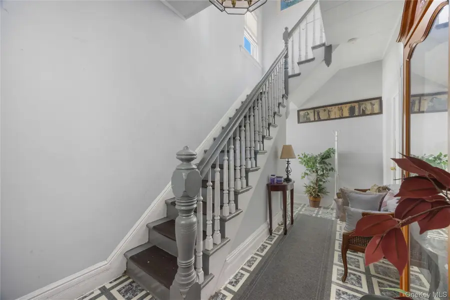 407 N Macquesten Parkway, Mount Vernon, NY 10552 - Image #3