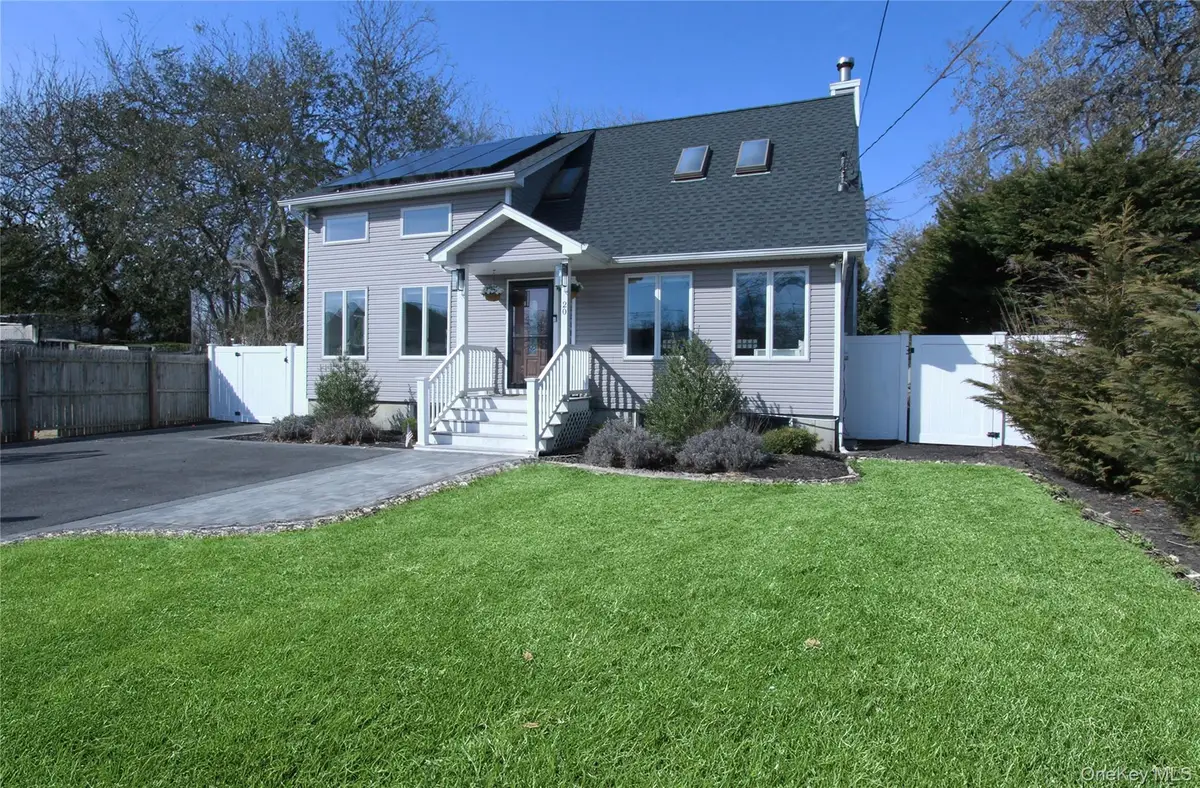 20 Lincoln Boulevard, East Moriches, NY 11940 - Image #1