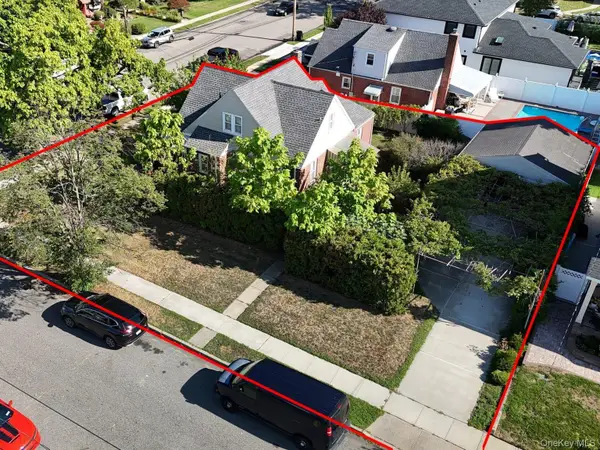 291 Lincoln Street, Franklin Square, NY 11010