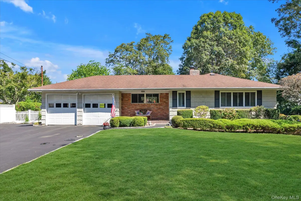 41 Villanova Lane, Dix Hills, NY 11746 - Image #1
