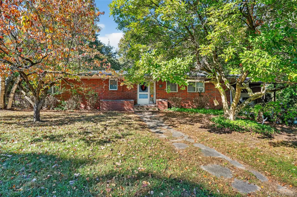 25 Russell Road, Newburgh, NY 12550 - Image #1