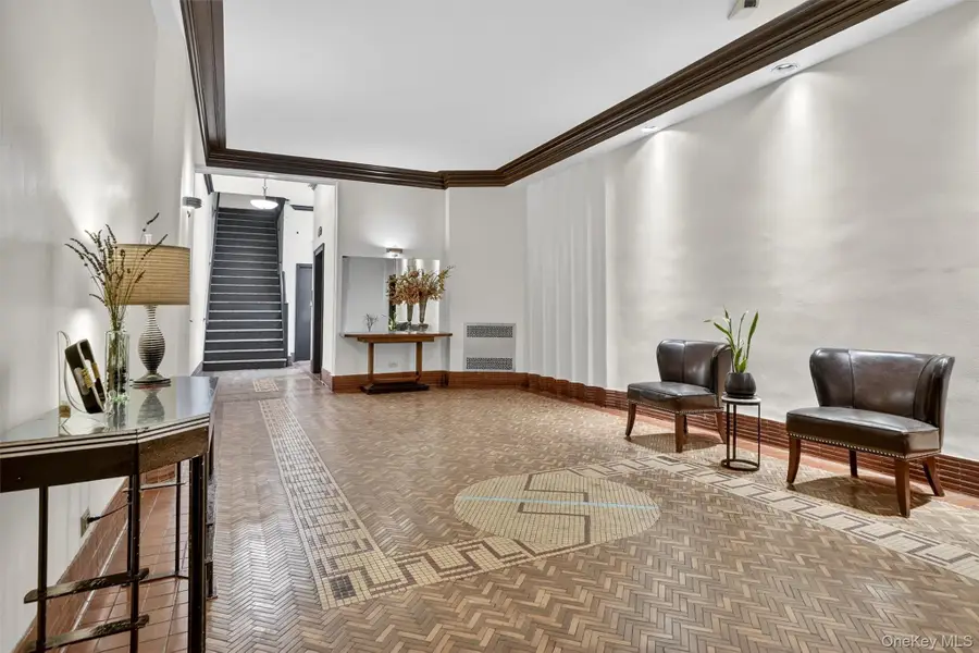 601 Pelham Parkway N #106, Bronx, NY 10467 - Image #3