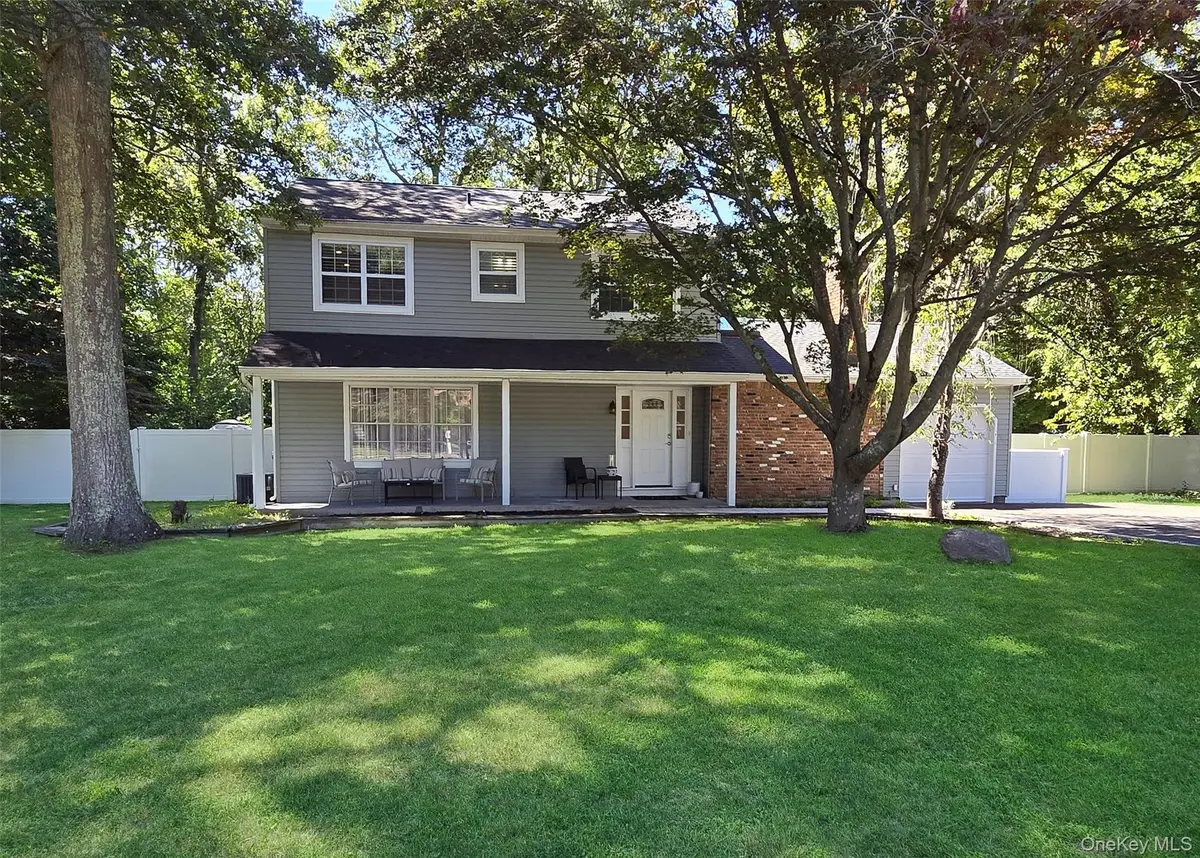 26 Royal Way, Shoreham, NY 11786 - #1