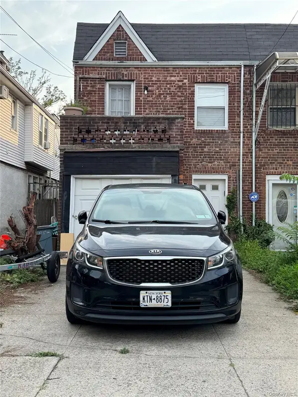 1046 E 32nd Street, Brooklyn, NY 11210