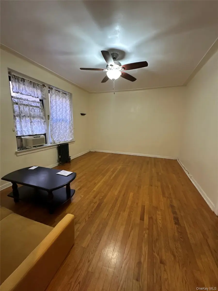 62-64 Saunders Street #D2, Rego Park, NY 11374 - Image #3