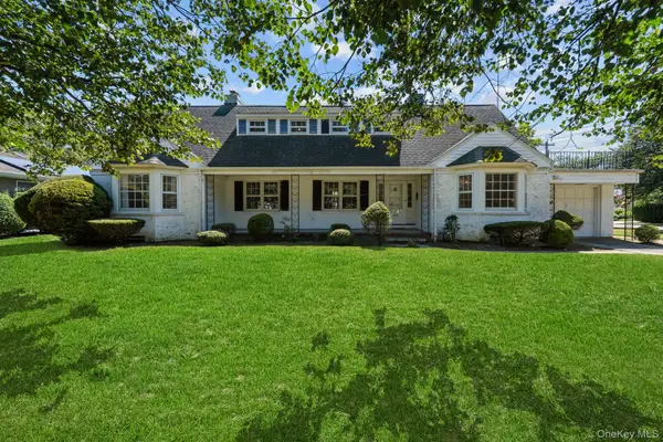 298 Nassau Parkway, Oceanside, NY 11572