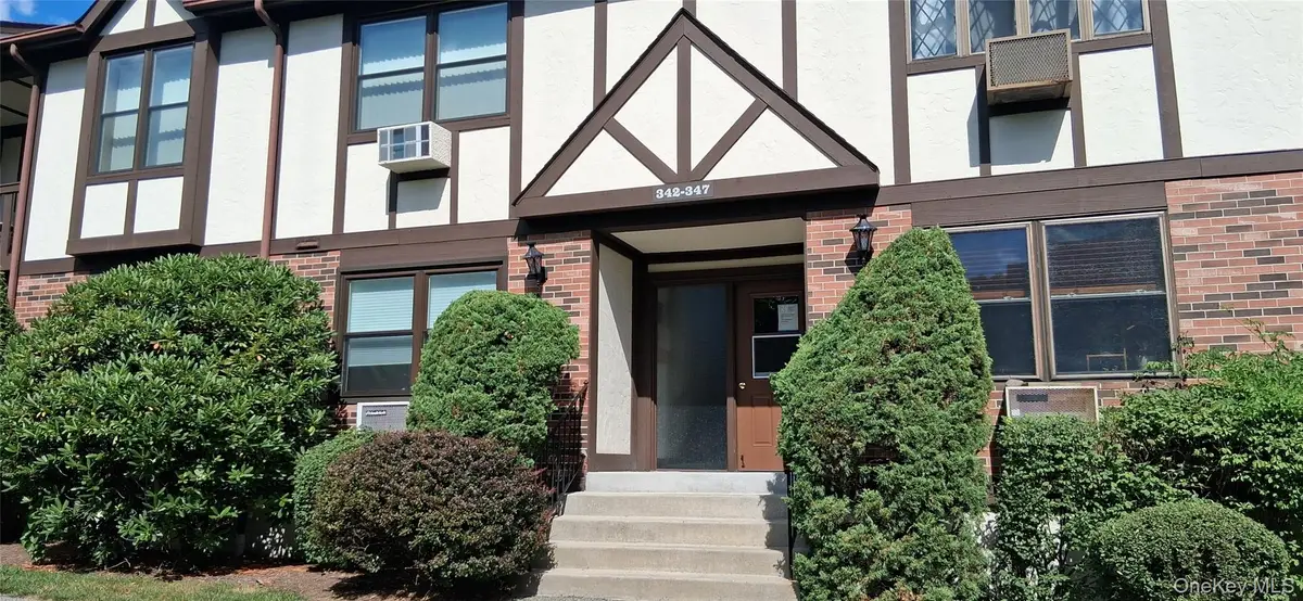 345 Sierra Vista Lane, Valley Cottage, NY 10989 - Image #1