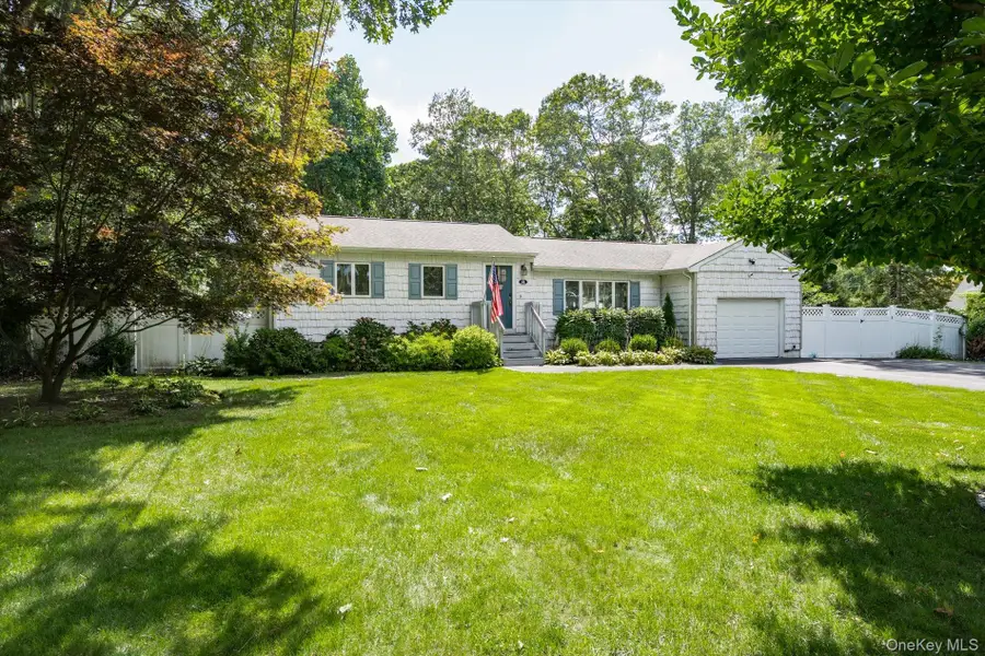 68 Crestwood Drive, Shirley, NY 11967 - Image #3
