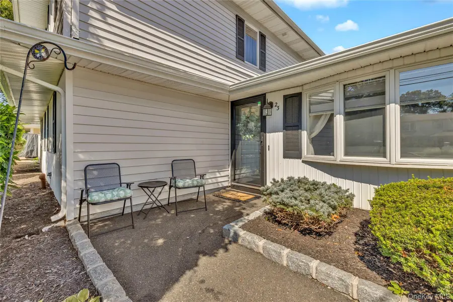 23 Allegheny Drive W, Farmingville, NY 11738 - Image #2