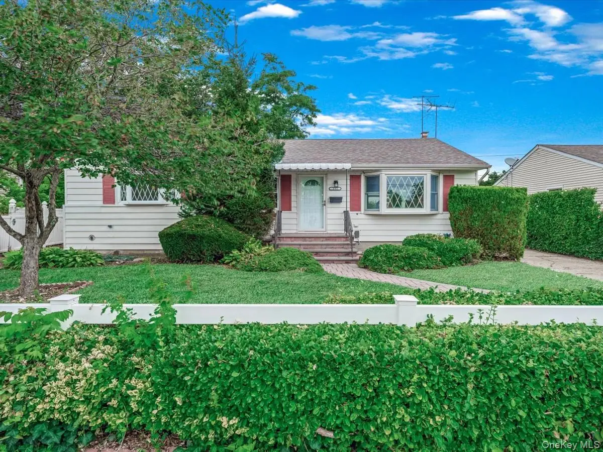 233 Lee Avenue, Hicksville, NY 11801 - Image #1