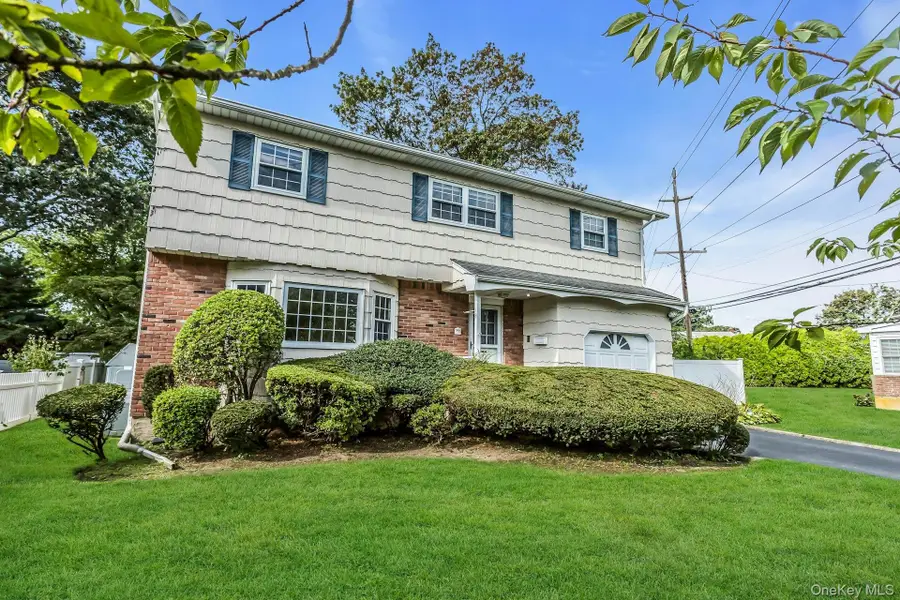 3462 Ella Road, Wantagh, NY 11793 - Image #2