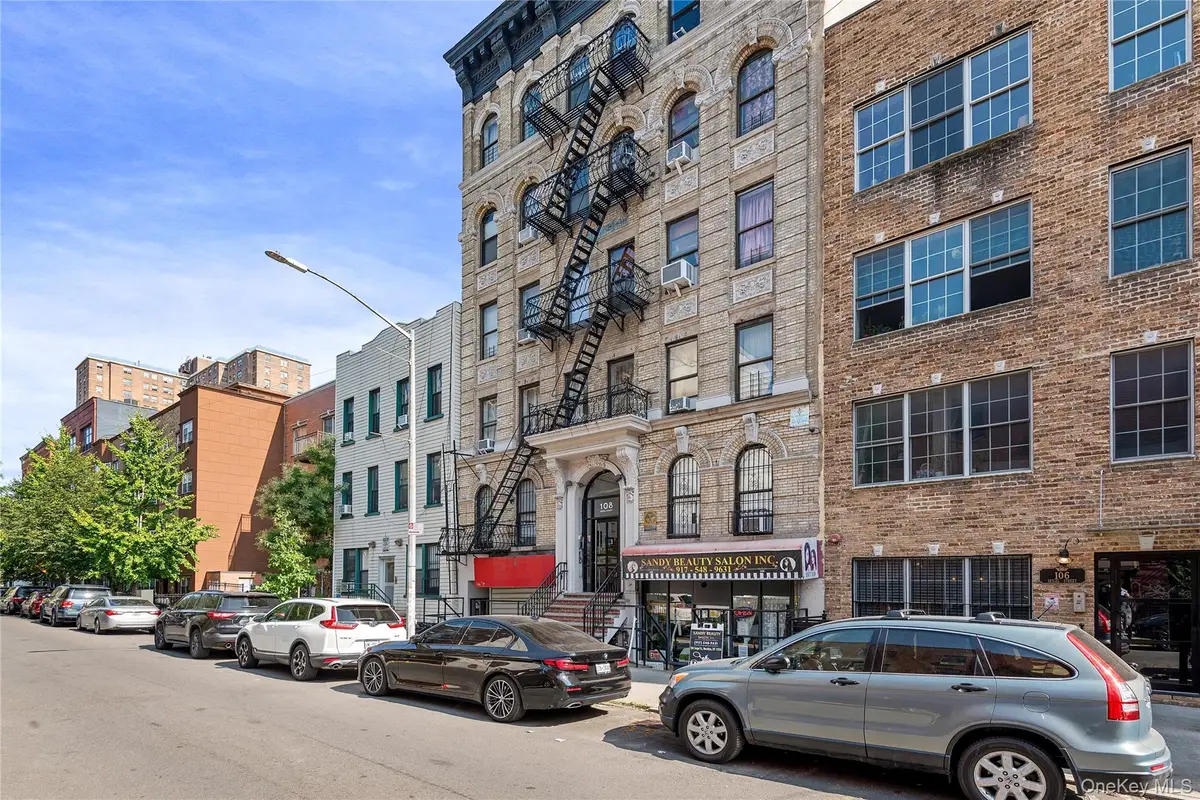 108 Siegal Street #20, Brooklyn, NY 11206 - Image #1