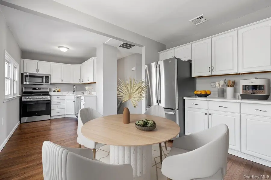 10 Dart Street, East Rockaway, NY 11518 - Image #2