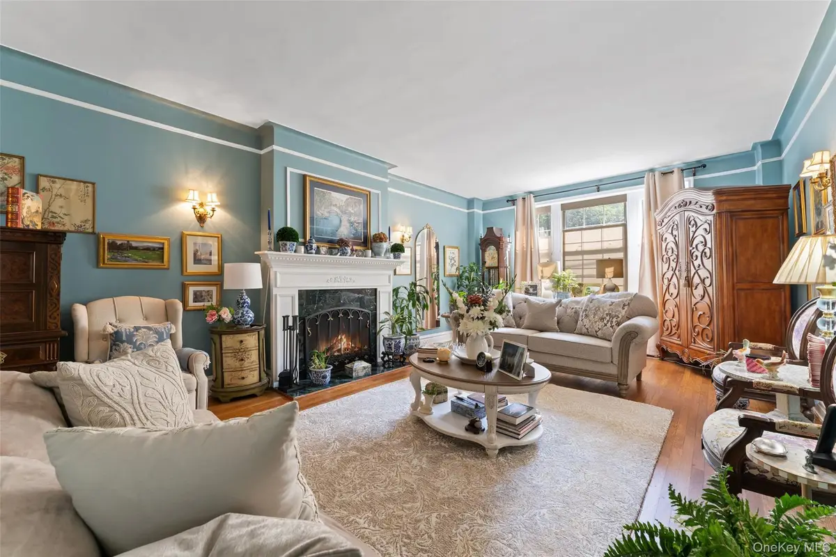 25 Parkview Avenue #1I, Bronxville, NY 10708 - Image #1