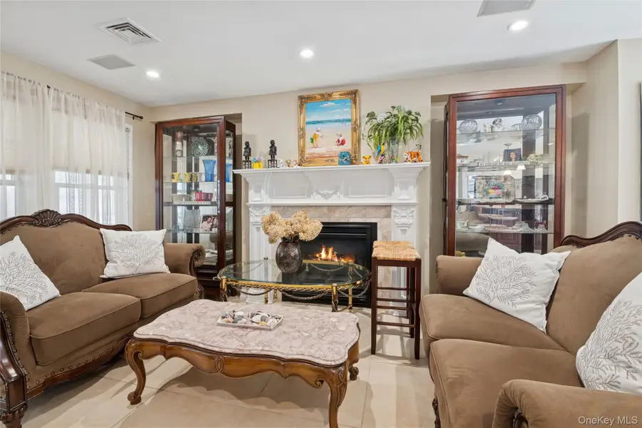 33 Beach 221 Street, Breezy Point, NY 11697 - Image #2