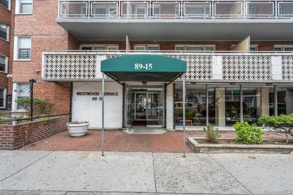 89-15 Parsons Boulevard #7D, Jamaica, NY 11432