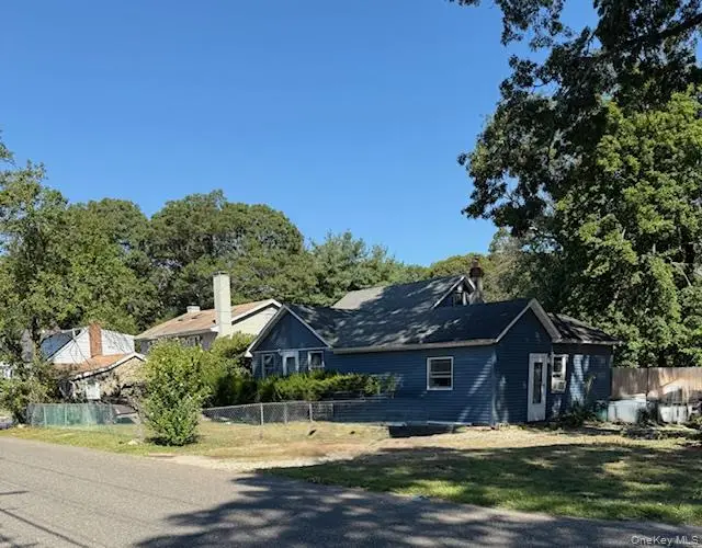 39 Teed Street, Huntington Station, NY 11746 - Image #1