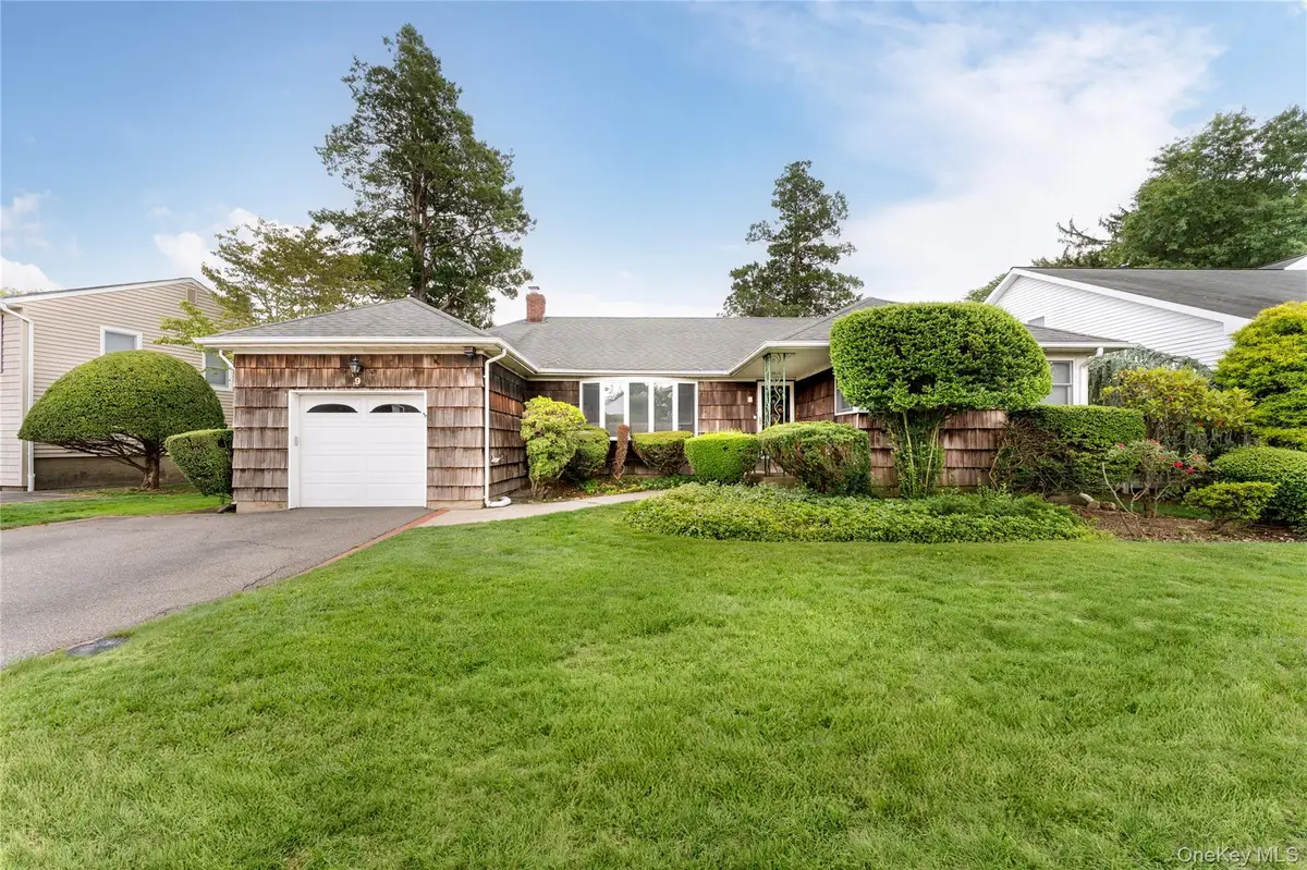 9 Eaton Road, Syosset, NY 11791 - Image #1