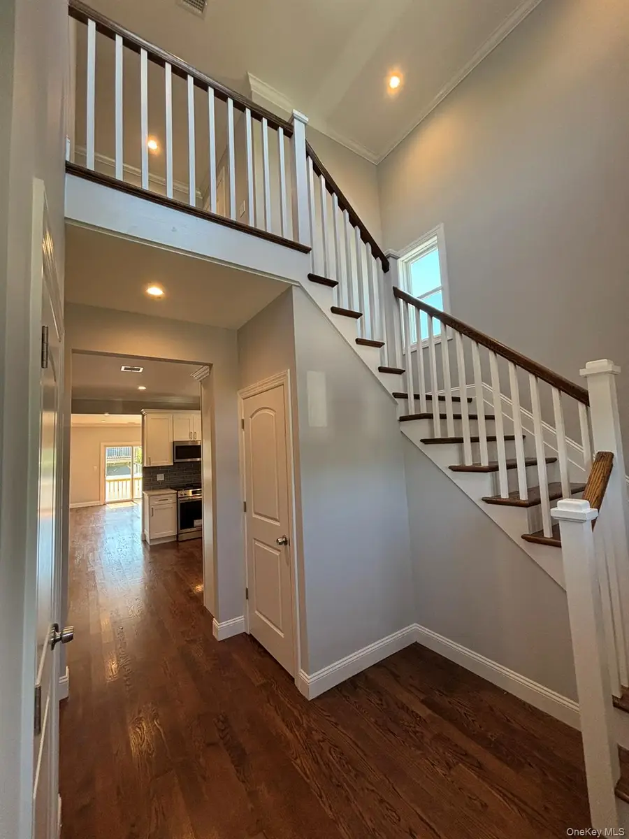 3 Garfield Place, Lindenhurst, NY 11757 - Image #3