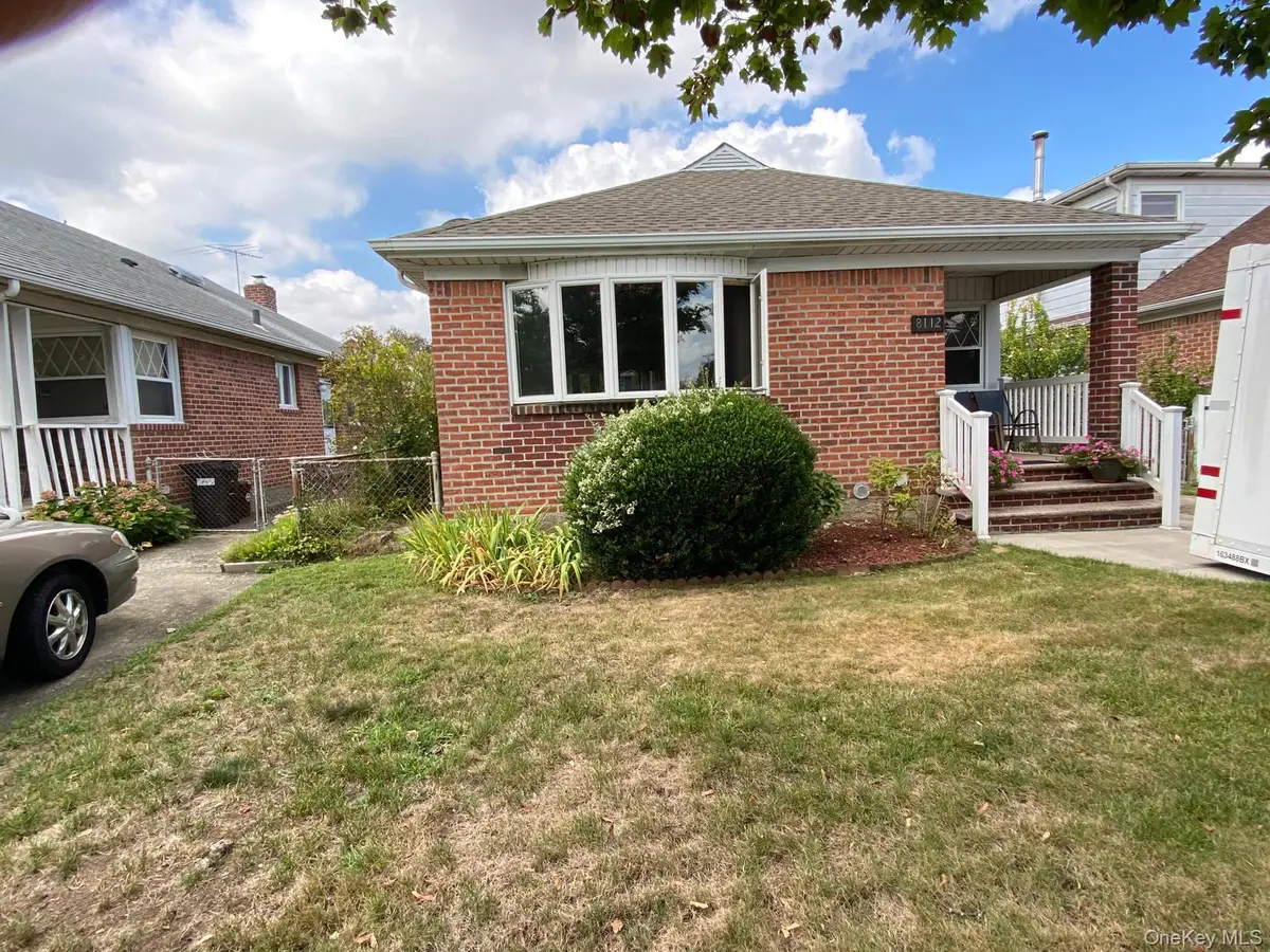 8112 255th Street, Glen Oaks, NY 11004 - Image #1