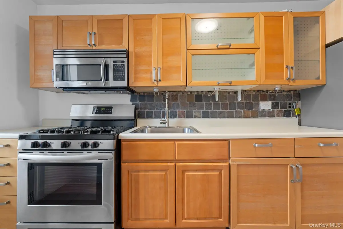 37-27 86th Street #3E, Jackson Heights, NY 11372 - Image #1