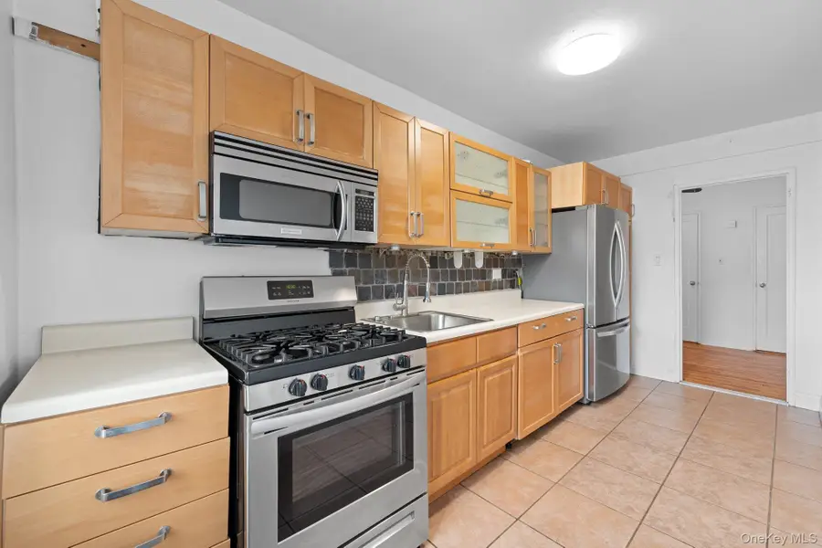 37-27 86th Street #3E, Jackson Heights, NY 11372 - Image #2