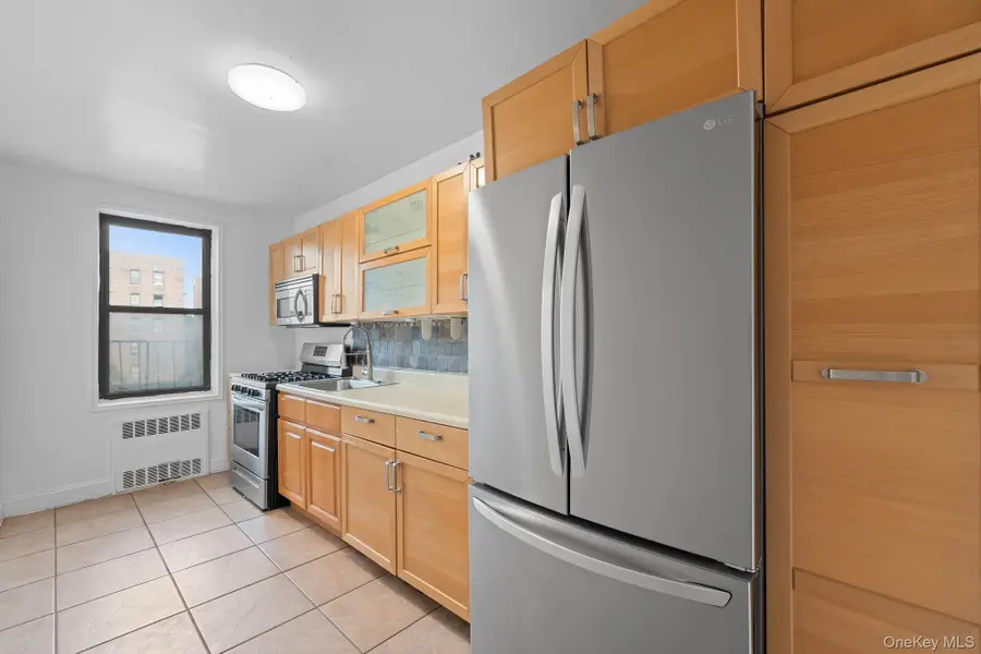 37-27 86th Street #3E, Jackson Heights, NY 11372 - Image #3