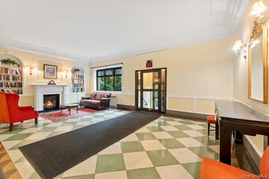 167 Centre Avenue #3E, New Rochelle, NY 10805 - Image #2