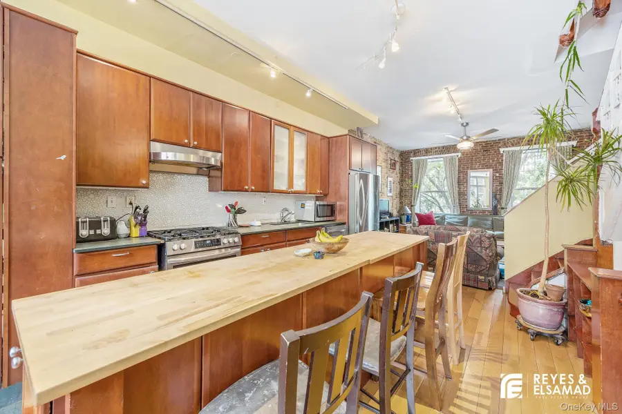 558 W 173rd Street, New York, NY 10032 - Image #2