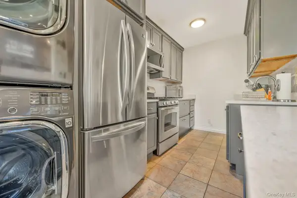 19916 21st Avenue #1336, Whitestone, NY 11357