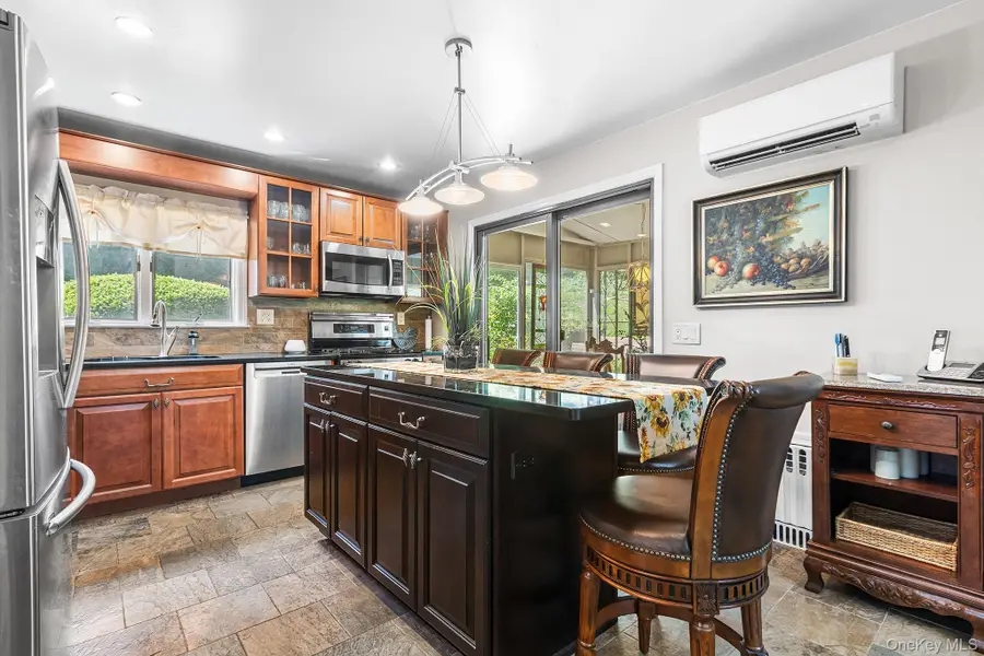2 Rockledge Road, Bronxville, NY 10708 - Image #2