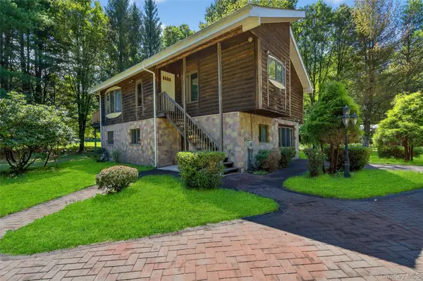 1441 Ulster Heights Road, Ellenville, NY 12428