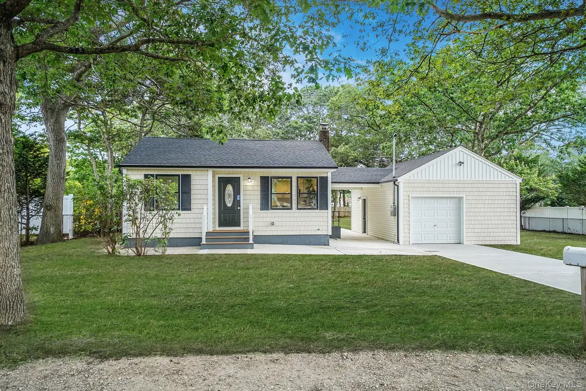 25 Powell Avenue, Farmingville, NY 11738 - Image #1