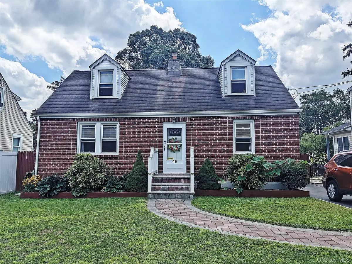 46 E 19th Street, Huntington Station, NY 11746 - Image #1