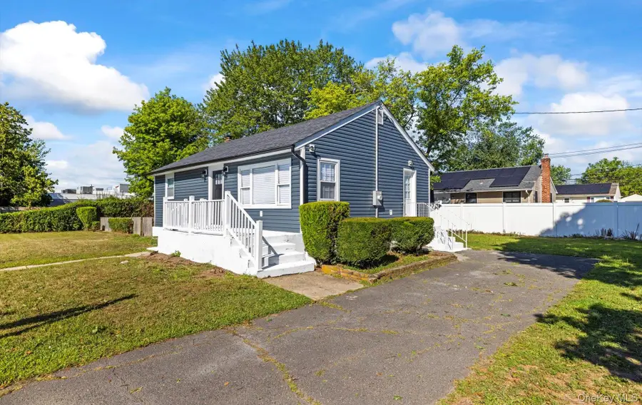 1 Atna Drive, Amityville, NY 11701 - Image #2