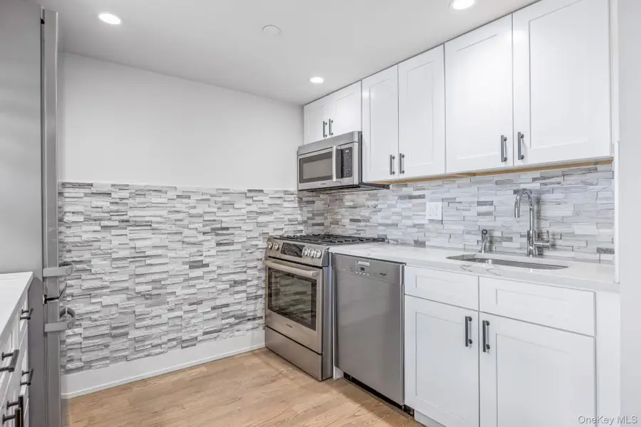 282 Nassau Avenue #3A, Brooklyn, NY 11222 - Image #3