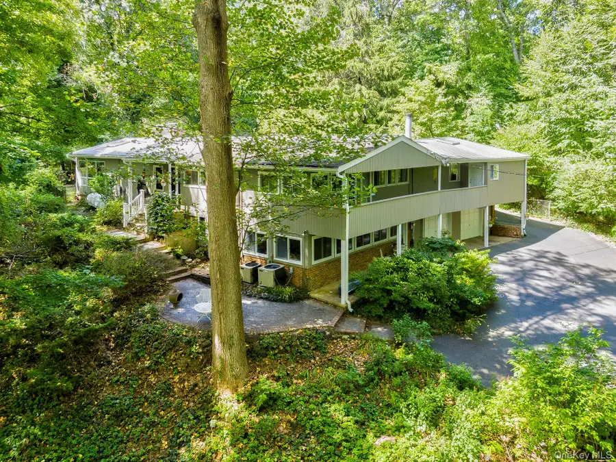 29 Tiffany Road, Oyster Bay Cove, NY 11771 - Image #2