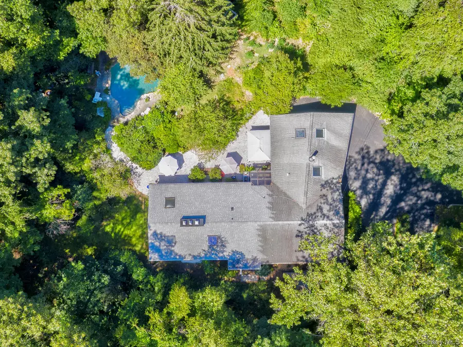 29 Tiffany Road, Oyster Bay Cove, NY 11771 - Image #3