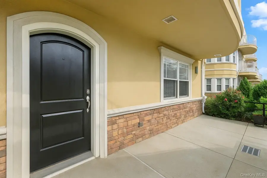 176 Beach 101st #4A, Rockaway Park, NY 11694 - Image #2