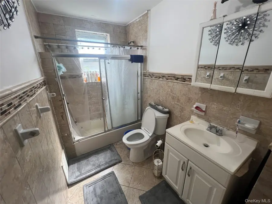 3316 Radcliff Avenue, Bronx, NY 10469 - Image #3